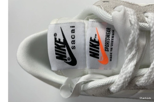 Sail Gum Sacai Nike Vaporwaffle DD1875-100 0320